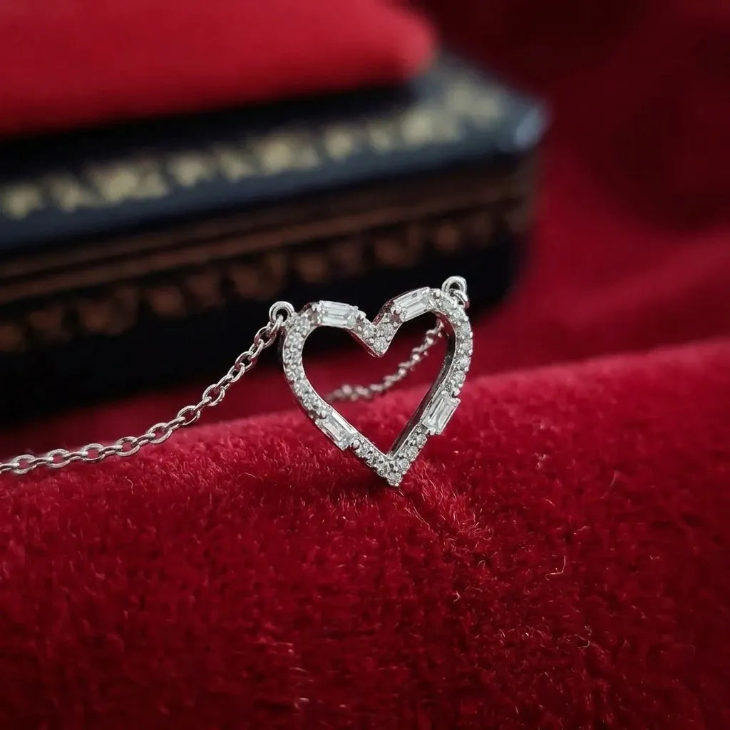 Collier AURA