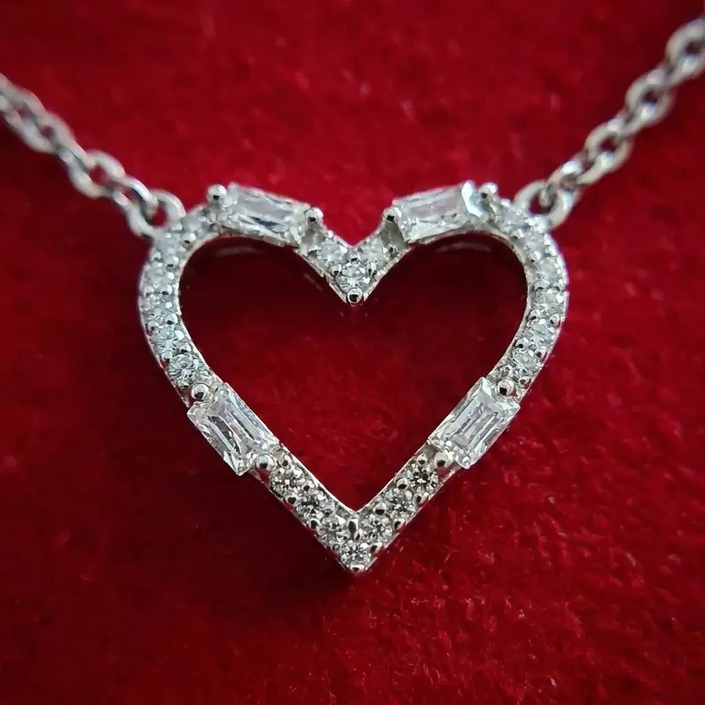 Collier AURA