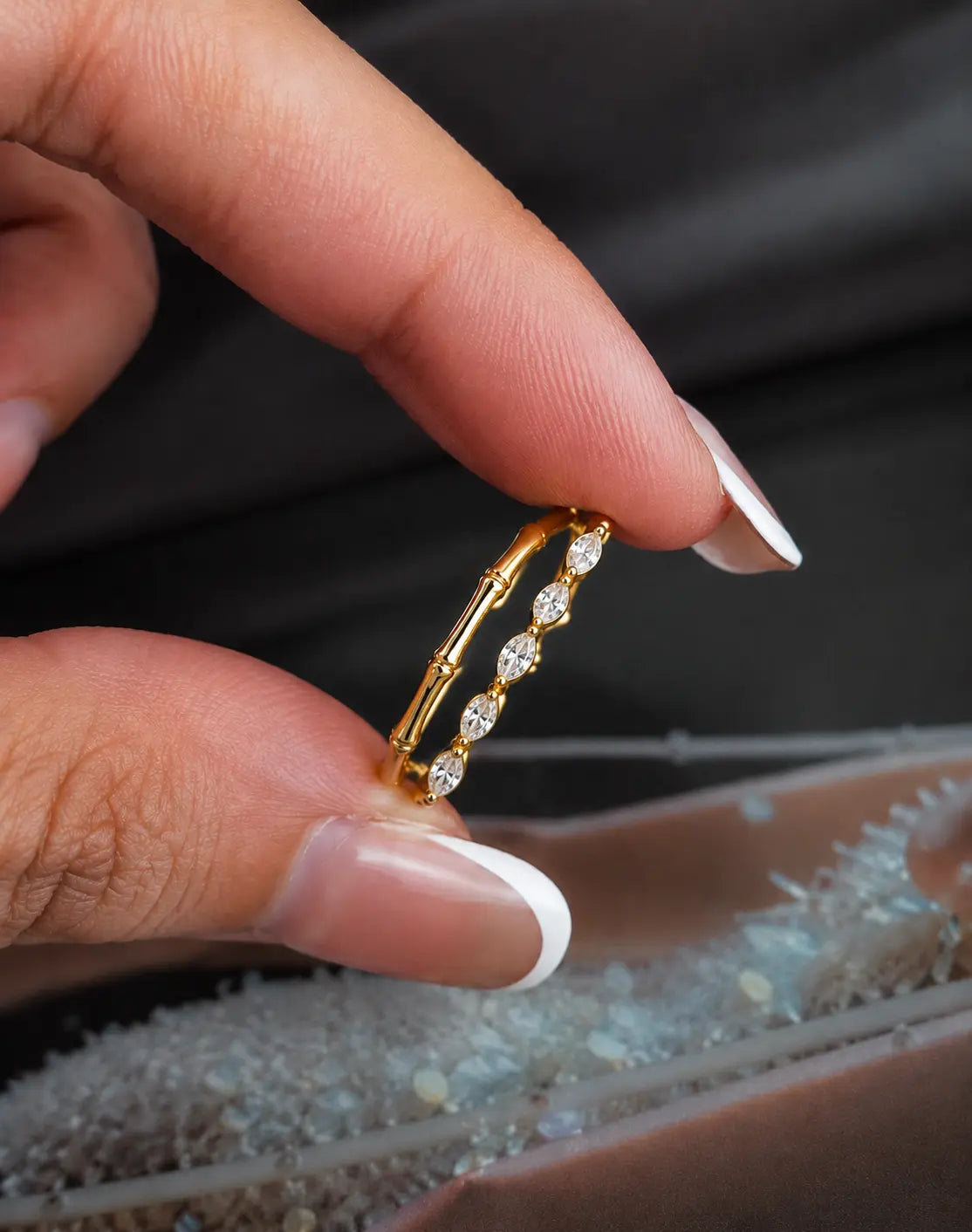 Anillo Liora