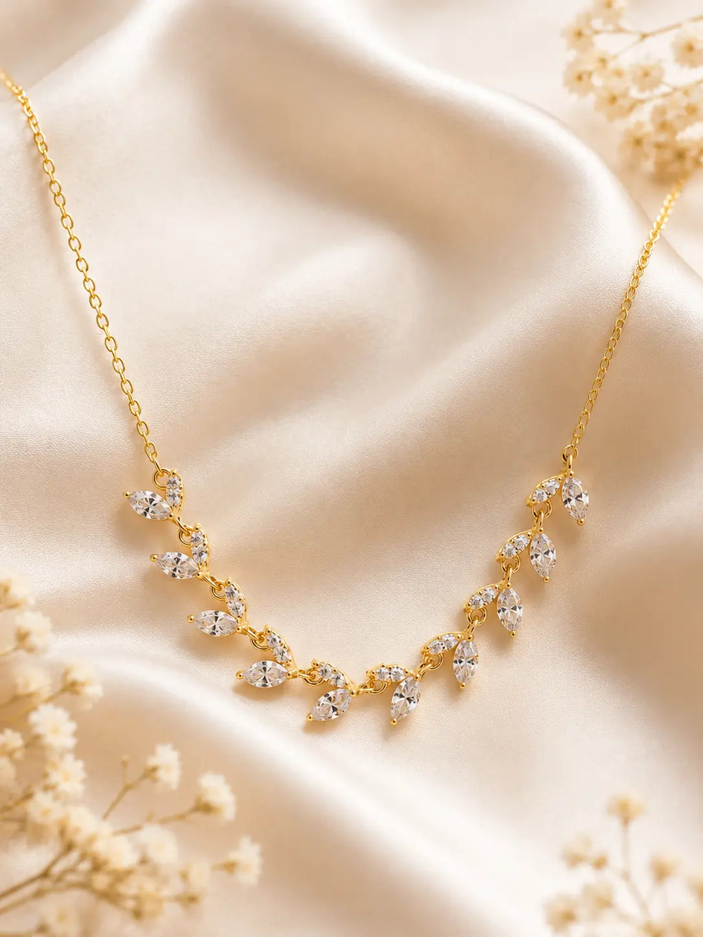 LIRIA Necklace