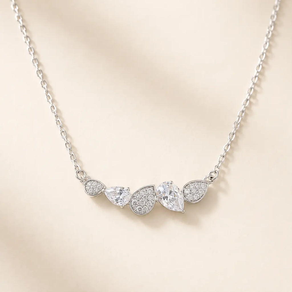 Collar ELARA
