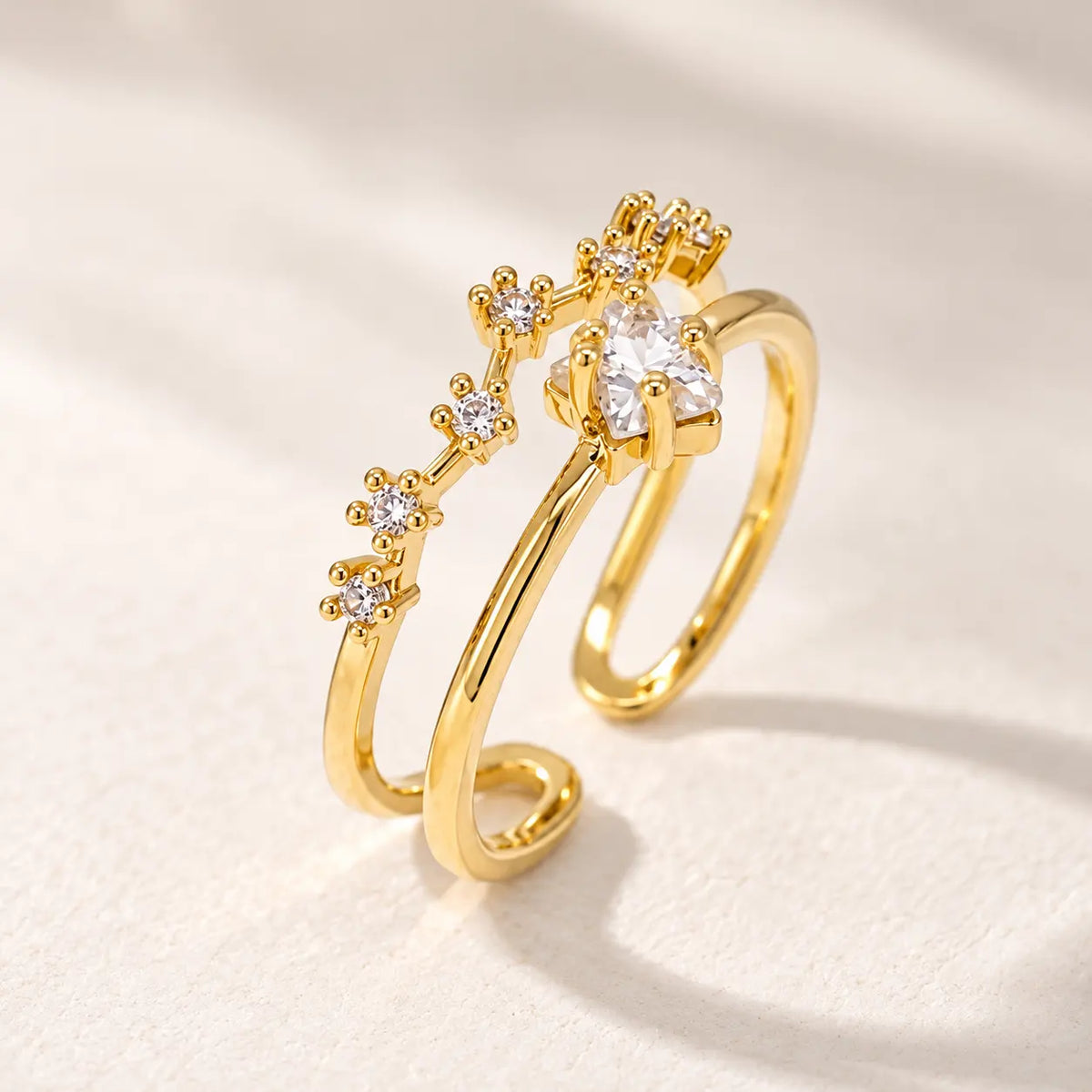 Anillo Estelar de plata de ley 925 con baño de oro, fotografía de producto