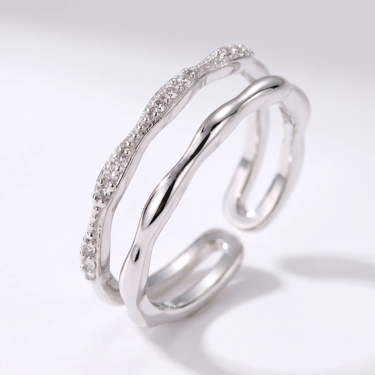 Anillo Ondina de plata de ley 925 con baño de rodio